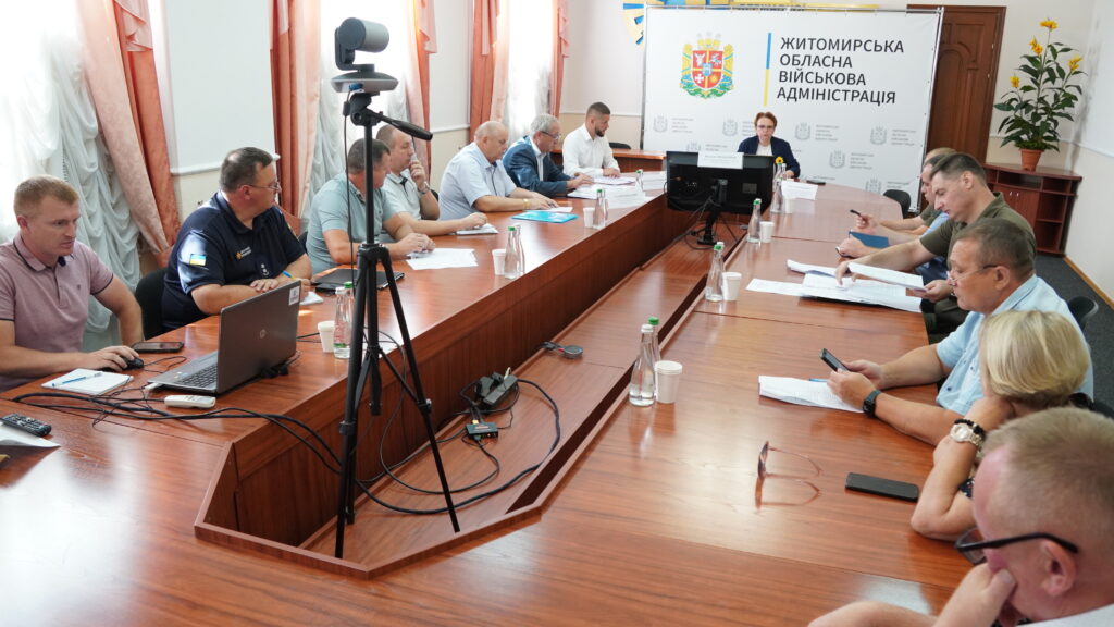 Засідання протиепізоотичної комісії: на Житомирщині виявлено 40 неблагополучних пунктів по сказу, де зареєстровано 45 хворих тварин