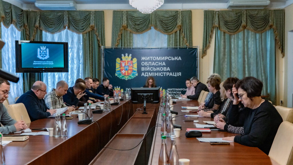 Реконструкція лікарні, ветеранський простір та укриття в театрі: у Житомирі відбулось засідання Стратегічної інвестиційної ради