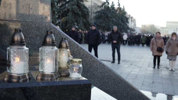 Вони вистояли! Не витримав бетон: у Житомирі вшанували пам’ять «кіборгів» — оборонців Донецького летовища