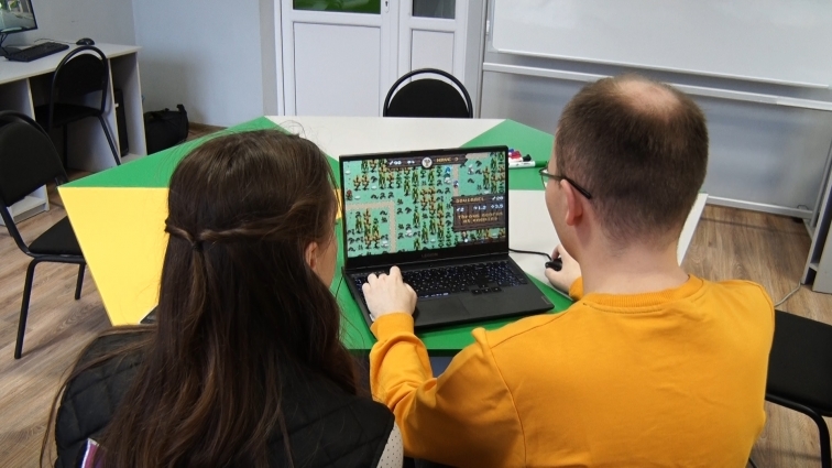 Студенти «Житомирської політехніки» за тиждень створили гру, що стала першою на світовому конкурсі (ВІДЕО)