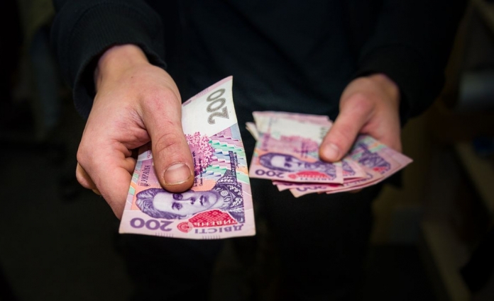 У Любарській громаді п'яний водій пропонував 10 тис. грн. хабара задля уникнення відповідальності