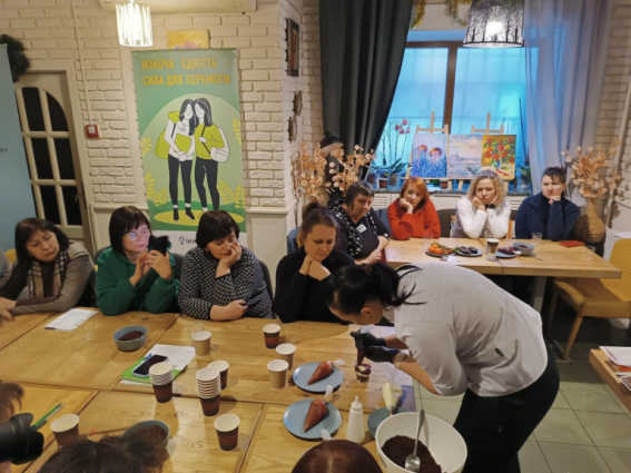У Житомирі для жінок з родин військових та ВПО відбувся майстер-клас з кулінарії