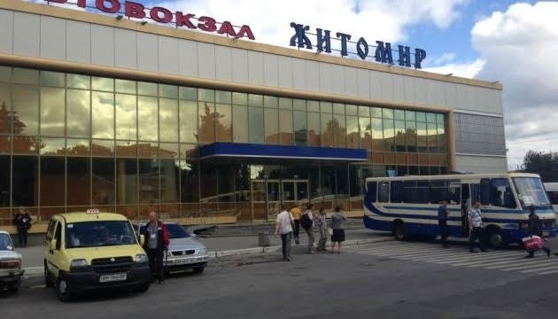 У Житомирі на автовокзалі побилися двоє чоловіків, один з них в реанімації