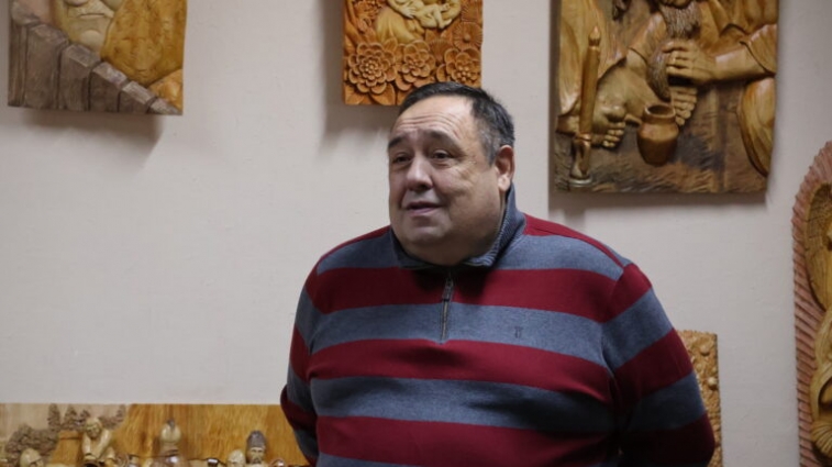 У Житомирі відбулася виставка майстра народного мистецтва Василя Остапчука «Натхнення в дереві»