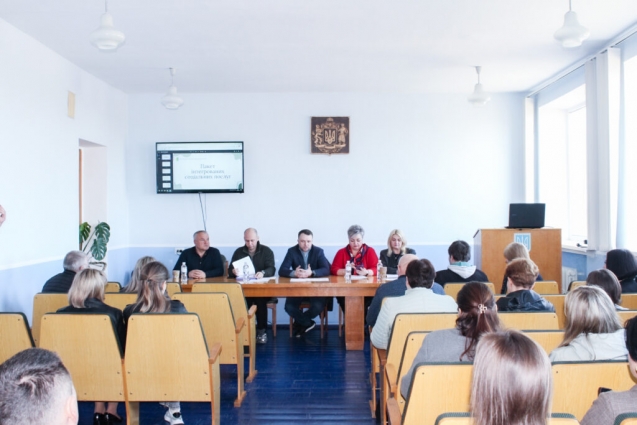 Підтримка ветеранів і ВПО: у Овруцькій громаді обговорили ключові напрями соціальної політики