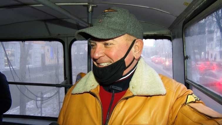 Чому успішний бізнесмен Леонід Крігер їздить у тролейбусі?