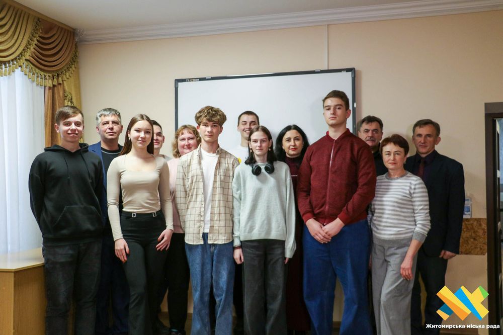 Житомирська команда «Супремум» виборола три дипломи ІІ ступеня на всеукраїнських математичних змаганнях