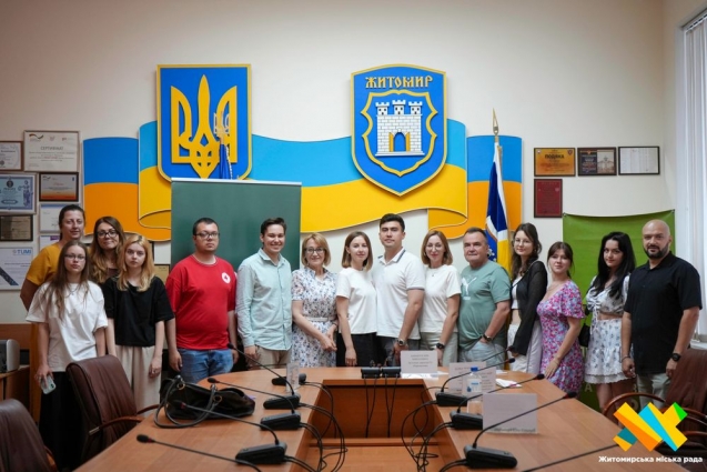 До Міжнародного дня боротьби зі зловживанням наркотичними засобами та їх незаконним обігом: у Житомирі презентували результати опитування молоді