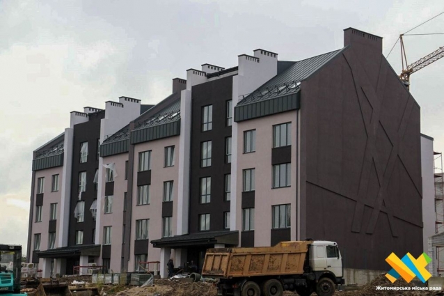 Будинок №1 вже готовий на 70%: Житомир добудовує перший муніципальний багатоквартирний комплекс для переселенців