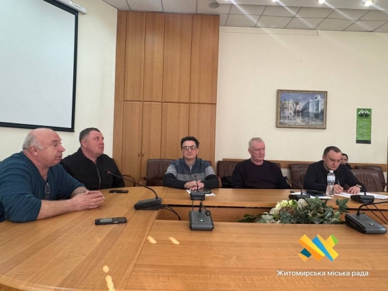 Робоча група з питань транспорту вивчає обґрунтованість витрат перевізників