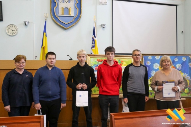 У Житомирі відзначили переможців інтелектуальних, творчих та спортивних змагань серед учнів та вихованців позашкільних закладів