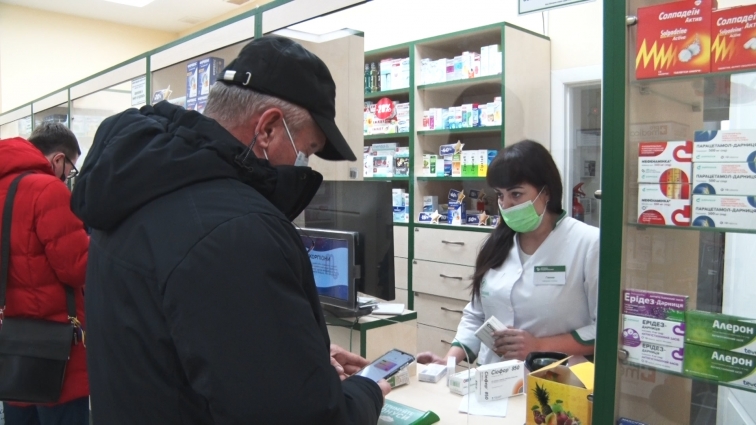 Як за «ковідну» тисячу у Житомирі можна купити ліки?