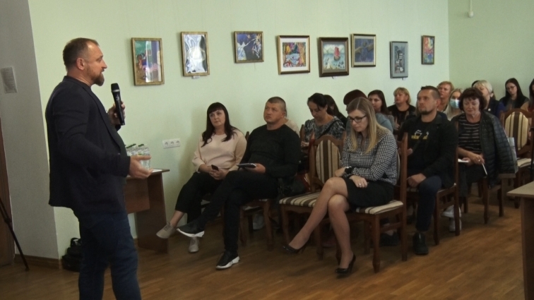 У Житомирі провели зустріч підприємців з володарем звання «Золотий шеф-кухар України» Ігорем Брагіним