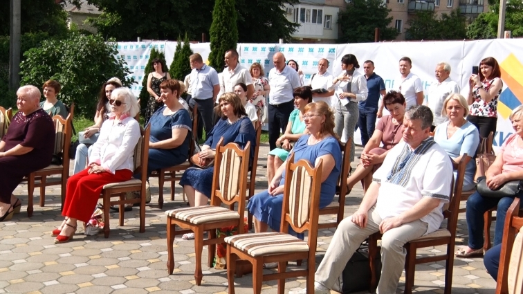 До дня медичного працівника медиків з усієї Житомирської області почесно нагородили та преміювали