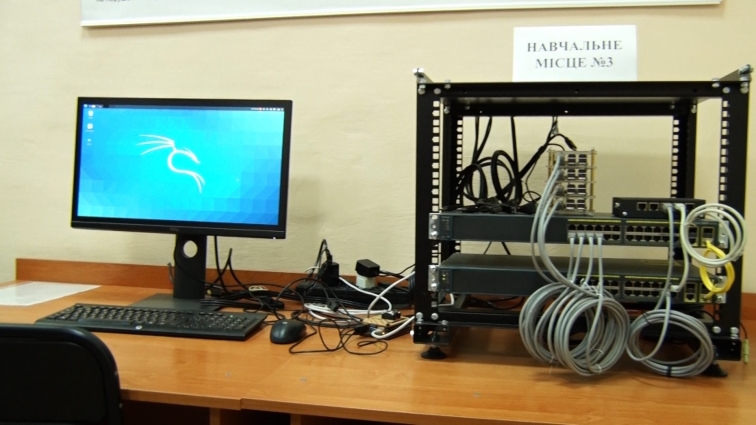 Навчальний кіберполігон відкрили у Житомирському військовому інституті імені Сергія Корольова