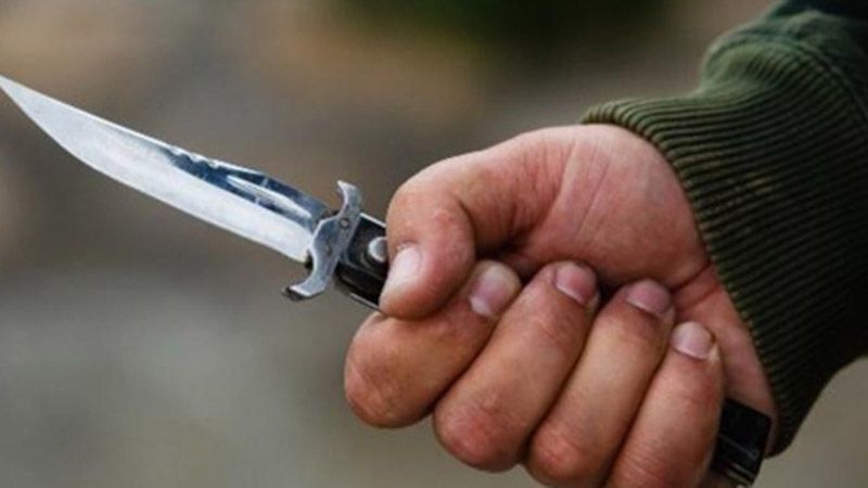 У Житомирі поблизу ТЦ Глобал чоловік зарізав двох жінок, підозрюваного затримали