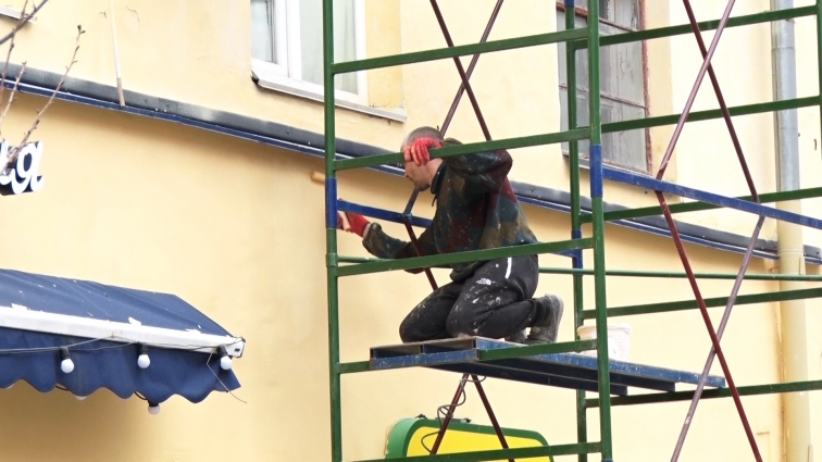На Михайлівській збираються розфарбувати фасади будівель кольорами логотипу міста задля єдиної концепції