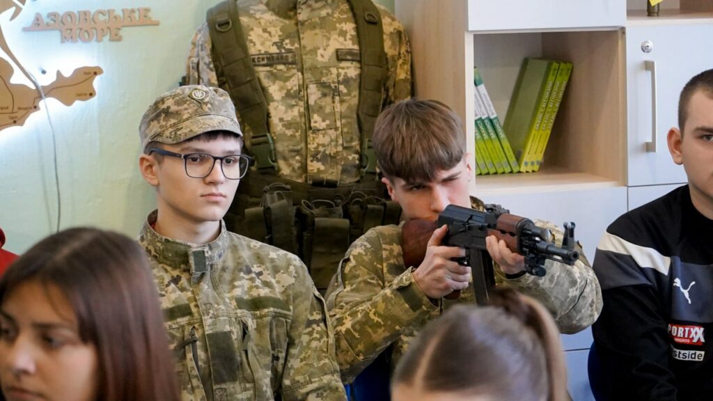 На Житомирщині продовжується системна робота над посиленням військово-патріотичного виховання