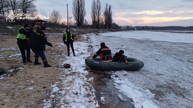 У Малині на водосховищі чоловік провалився під лід