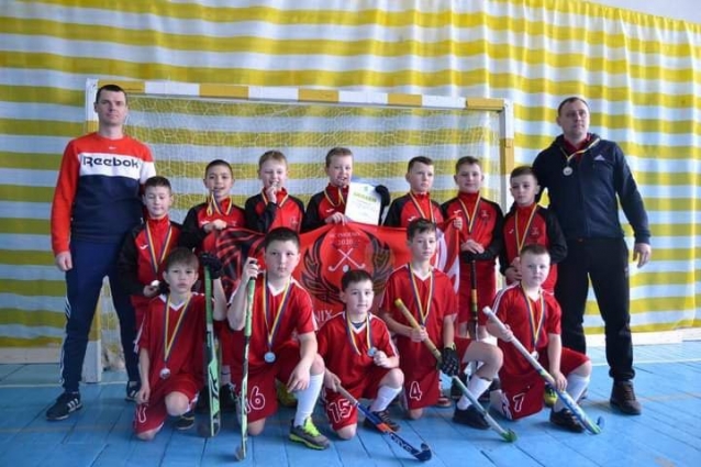 Вихованці обласної дитячо-юнацької спортивної школи з хокею на траві стали срібними призерами чемпіонату України