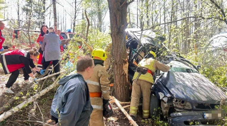 Поблизу Ушомира в ДТП постраждали 4 людей, вони в лікарні