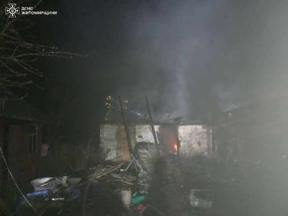 В Оліївській громаді через жарину, яка випала з груби, згорів будинок та загинув 71-річний чоловік