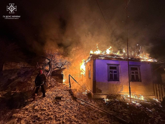 У Лугинській громаді загорівся будинок, загиблих та травмованих немає