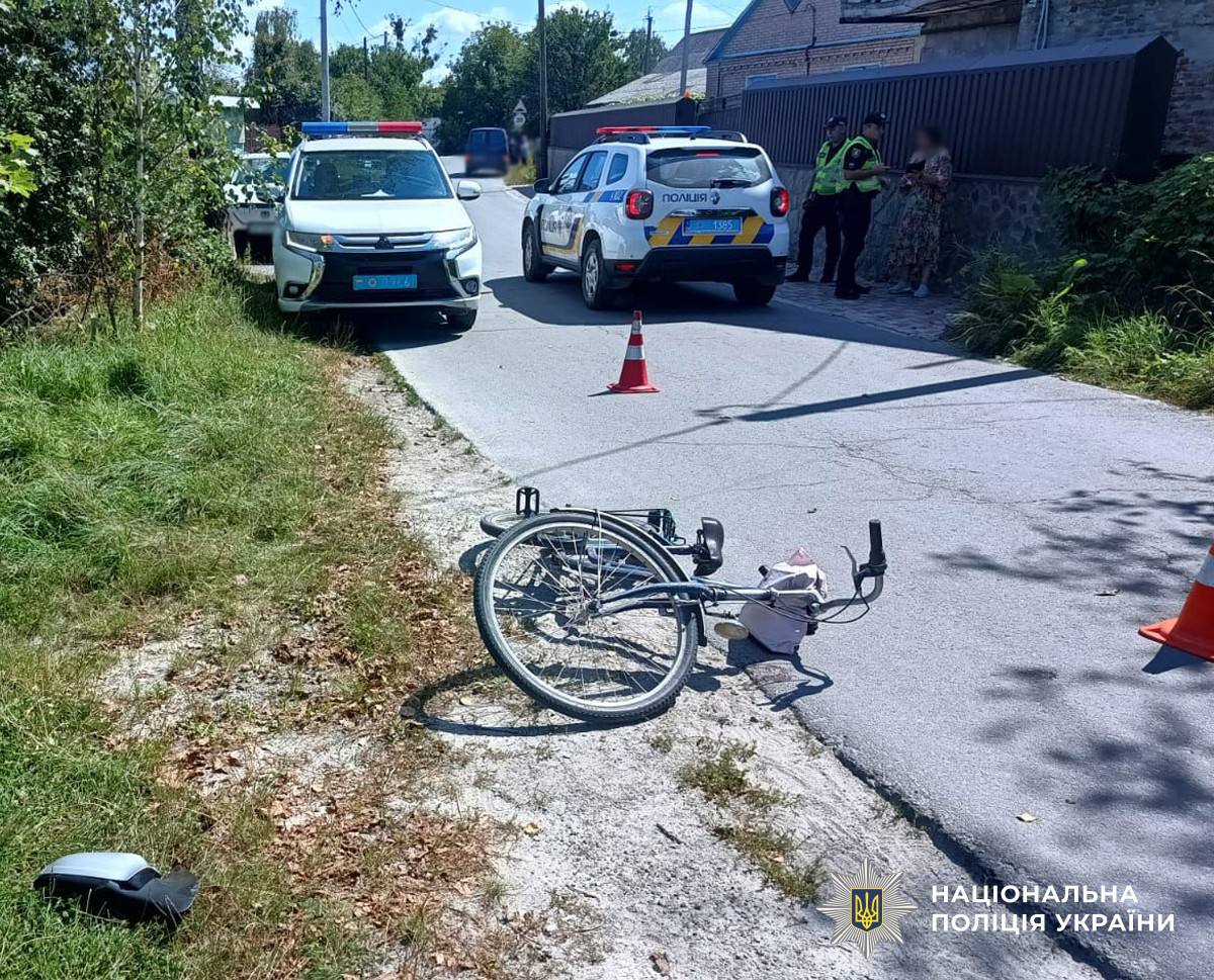 У Звягелі 53-річна водійка наїхала на пенсіонерку, жінка в лікарні