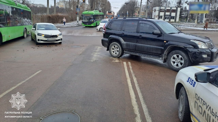 У Житомирі сталася ДТП на перехресті вулиць Вітрука та Корольова, обійшлось без потерпілих