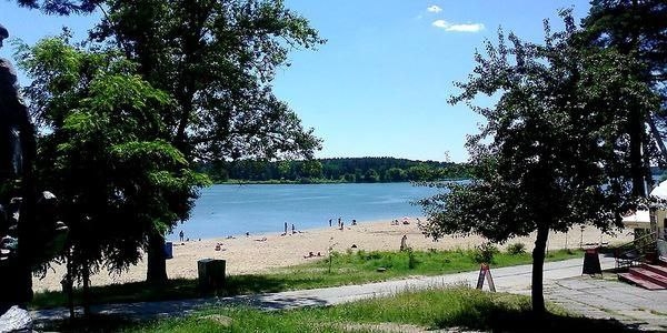 У Житомирі перевірили якість води на міських пляжах у Гідропарку: виявлено відхилення від санітарних норм