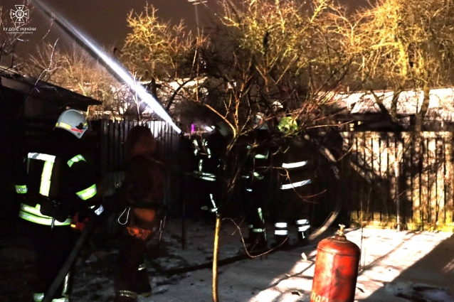 На Житомирщині за минулу добу сталися чотири пожежі в житлових будинках (ФОТО)