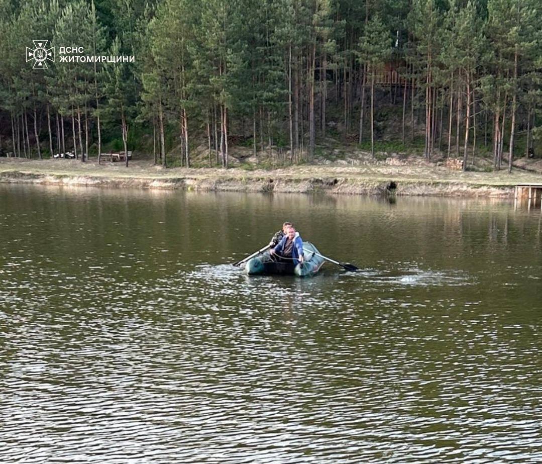 У Новогуйвинську та Любарі на водоймах втопилися двоє чоловіків