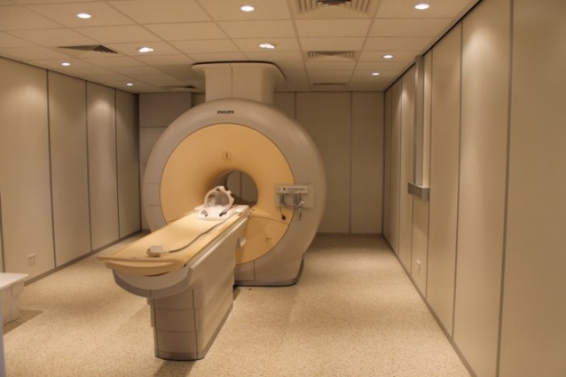 У комунальних лікувальних закладах Житомирщини працює 12 комп’ютерних томографів та 1 магнітно-резонансний томограф