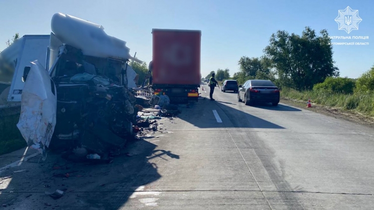 Поблизу села Липняни сталася ДТП, рух транспорту ускладнений