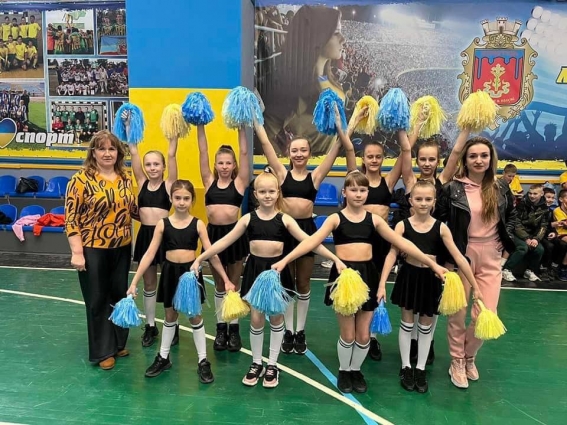 У місті Коростень відбулися змагання «Пліч-о-пліч Всеукраїнські шкільні ліги» з черліденгу серед шкільних команд громади