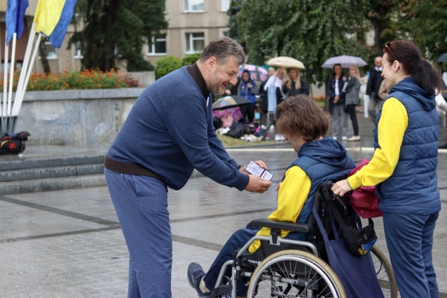 Попри негоду у Житомирі нагородили спортсменів, тренерів та фахівців галузі (ВІДЕО)