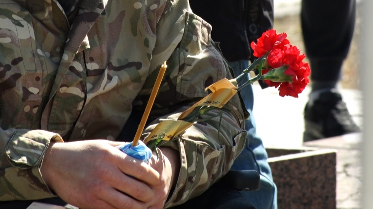 У Житомирі прощалися з 25-річним воїном, який загинув у битві під Макаровом