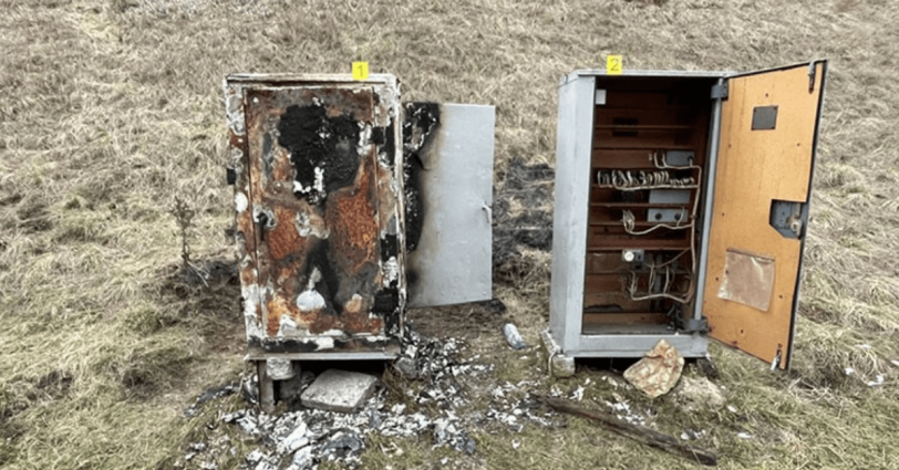 Підпалили залізничну релейну шафу на замовлення: на Звягельщині судитимуть двох чоловіків