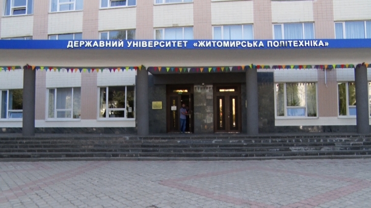 Міністр освіти Шкарлет та нардеп Пушкаренко перевірили готовність вишів до нового навчального року