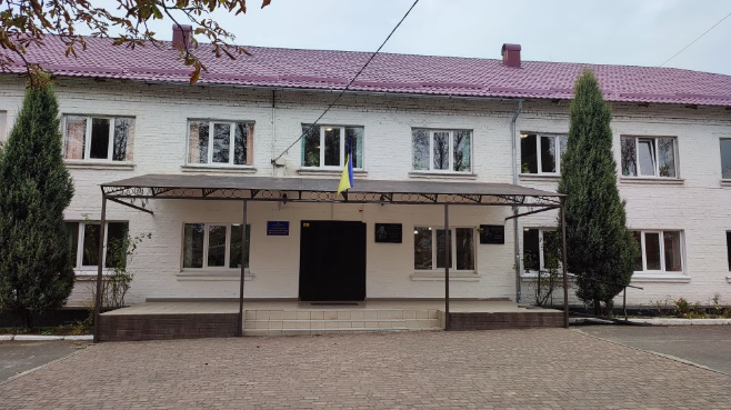 На Житомирщині «заморозили» ремонт сільської школи через брак грошей: перевірка виявила завищення цін в тендері