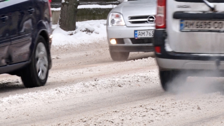 Ситуація на дорогах у Житомирі станом на 11-ту ранку (ВІДЕО)
