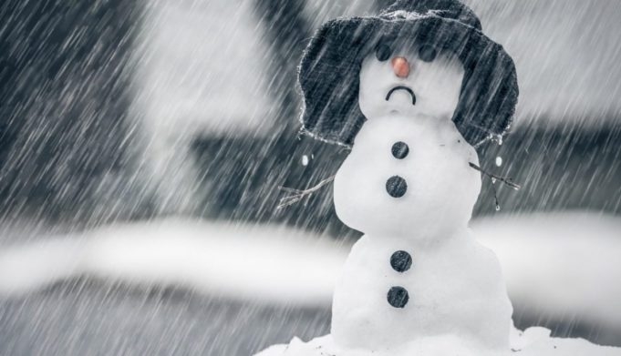 Прогноз погоди на тиждень: по Житомиру та області на дорогах ожеледиця та очікуються снігопади