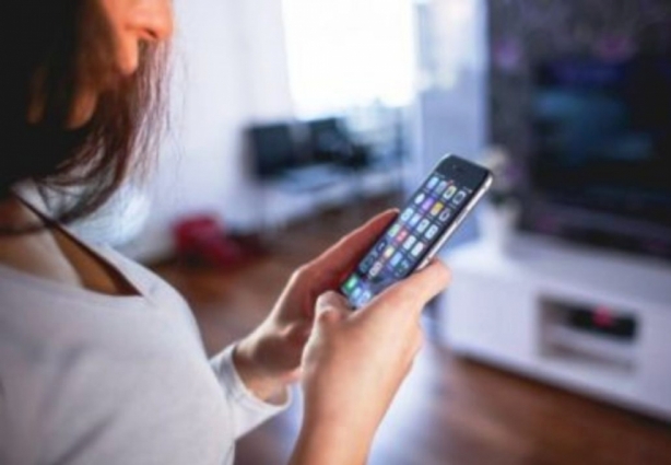 «Легкі гроші»: жителька Звягеля втратила 94 тис. грн власних заощаджень