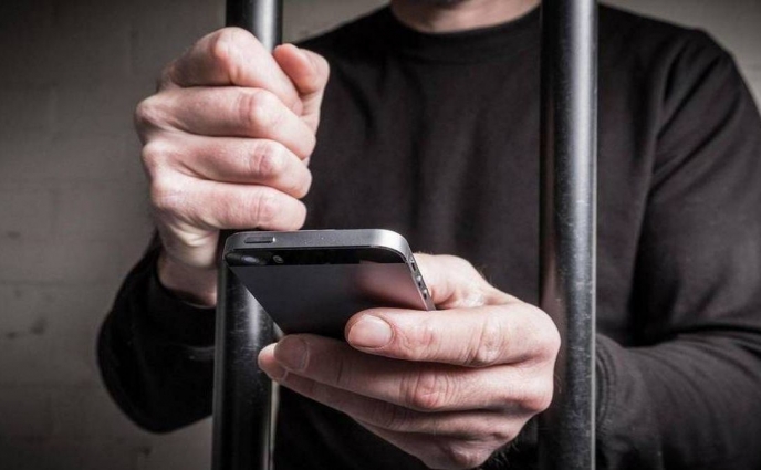 У Бердичеві затримали 55-річного чоловіка, який вкрав мобільний телефон лікарки та втік