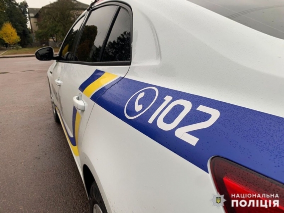 У Любарській громаді водій-правопорушник намагався відкупитися від поліцейських за порушення ПДР