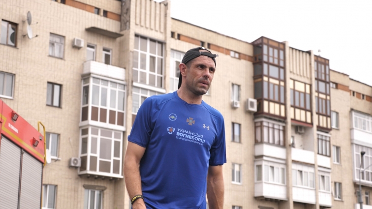 Рятувальник зі столиці біжить ультрамарафон вдячності: фінішуватиме у Варшаві (ВІДЕО)