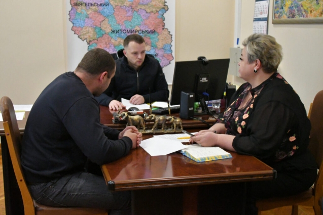 Віктор Градівський провів засідання Робочої групи з питань реалізації прав внутрішньо переміщених осіб при Житомирській ОВА
