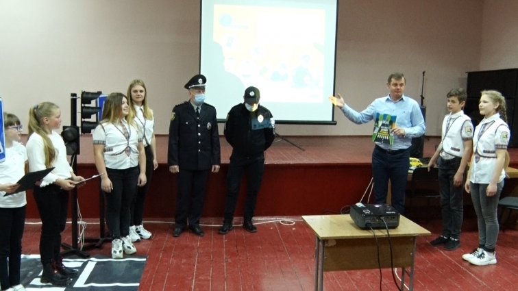 Учні Тетерівської школи беруть участь у Всеукраїнському конкурсі  #МАРАФОН2021