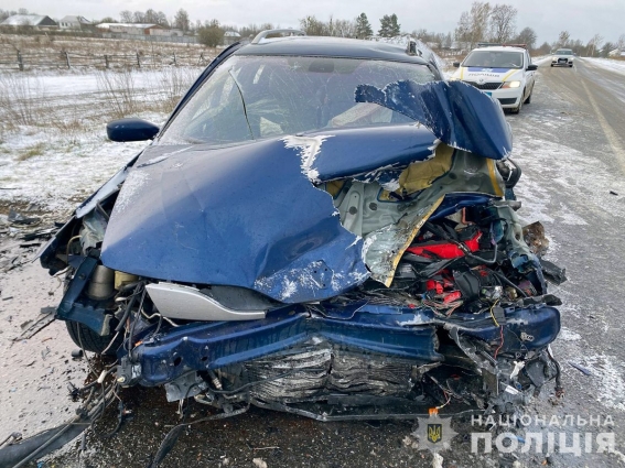 У ДТП на Коростенщині загинула жінка, ще трьох людей травмовано: поліція встановлює обставини