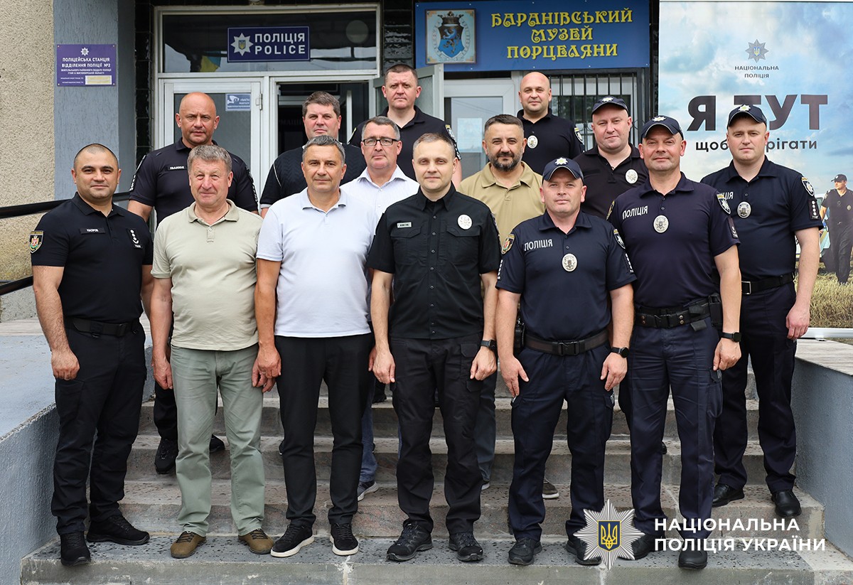 «Поліцейський офіцер громади»: у Баранівці розпочала роботу нова поліцейська станція